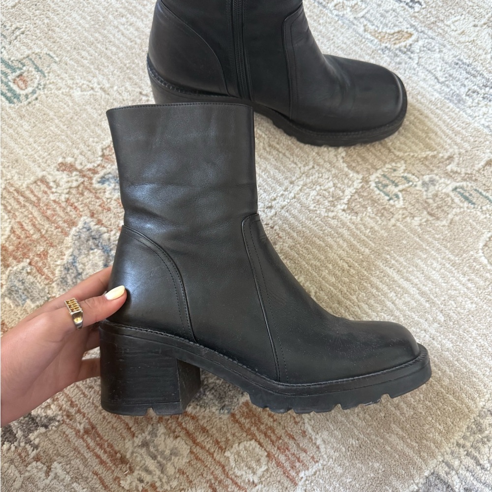 Steve Madden Black Leather Ankle Boots